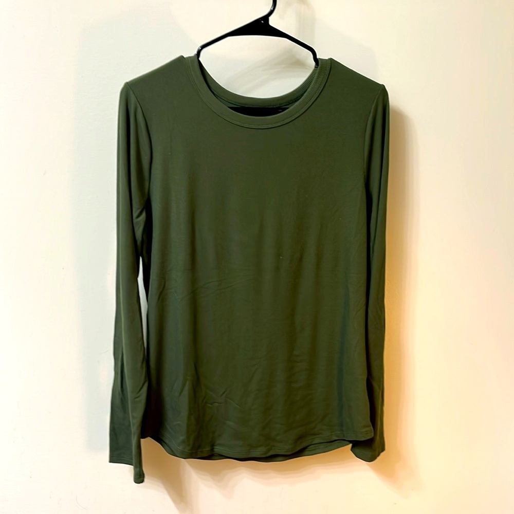 Flowy green sweater